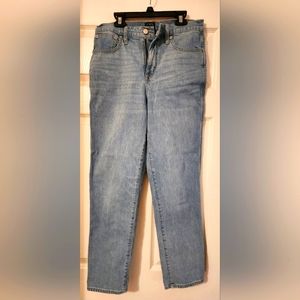 J. Crew High-Rise Jean Size 28
